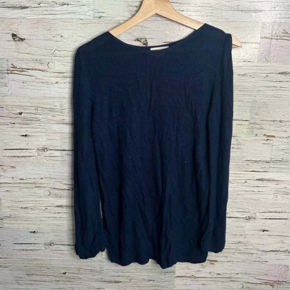 Molly bracken  blue cold shoulder bow sweater size medium